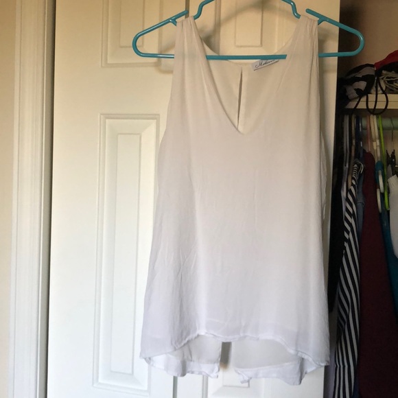 Chic white cami with open back - Picture 1 of 3